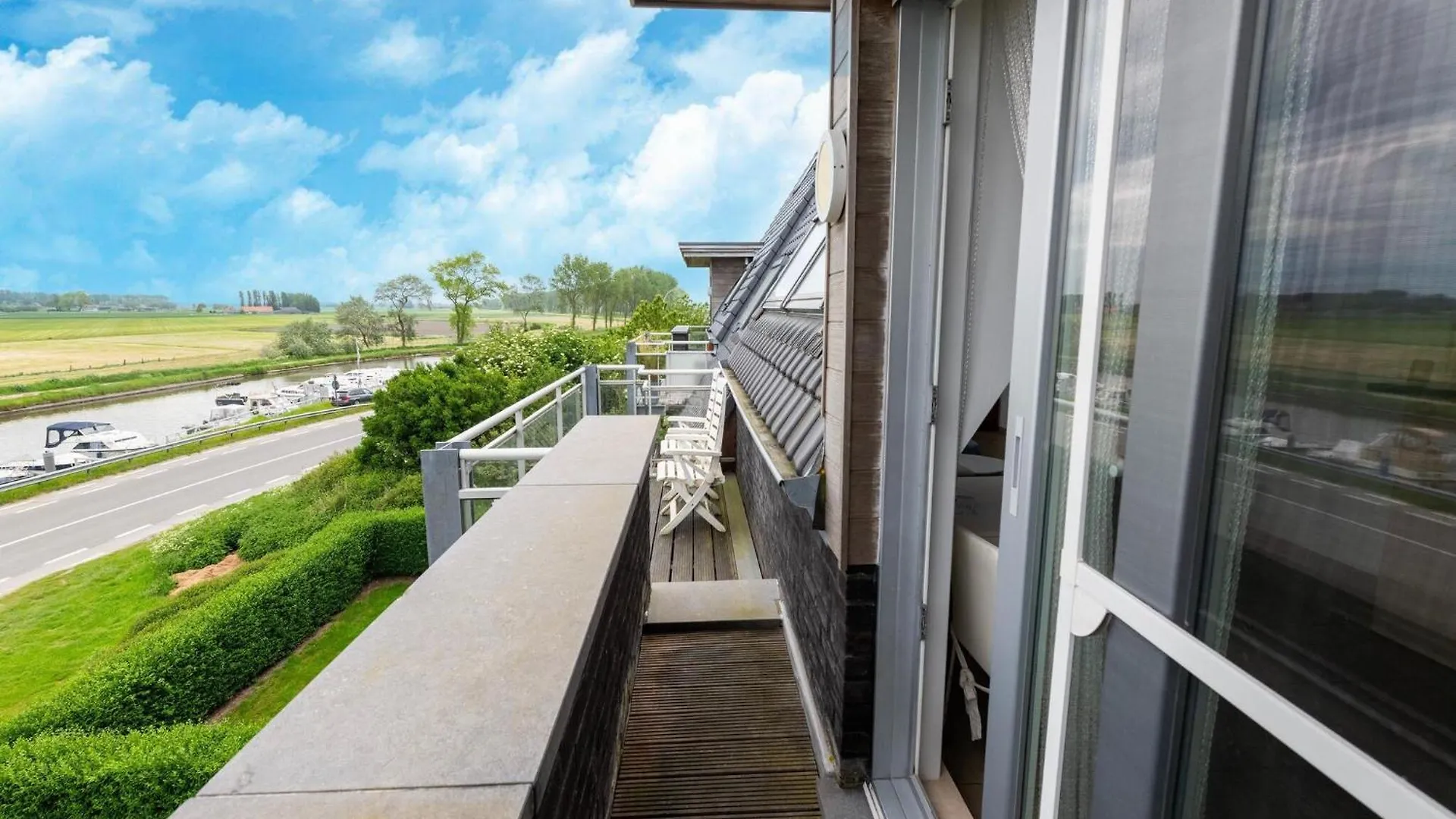 Beautiful Duplex Apartment With Fantastic Views Nieuwpoort